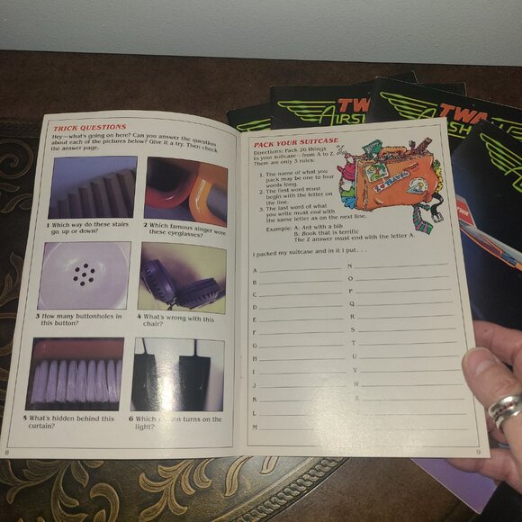 Lot of 5 TWA Airshow Vintage 1986 Activity Books Flying Memorabilia - Picture 10 of 13